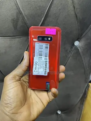 Samsung Galaxy S10e 128 GB Red