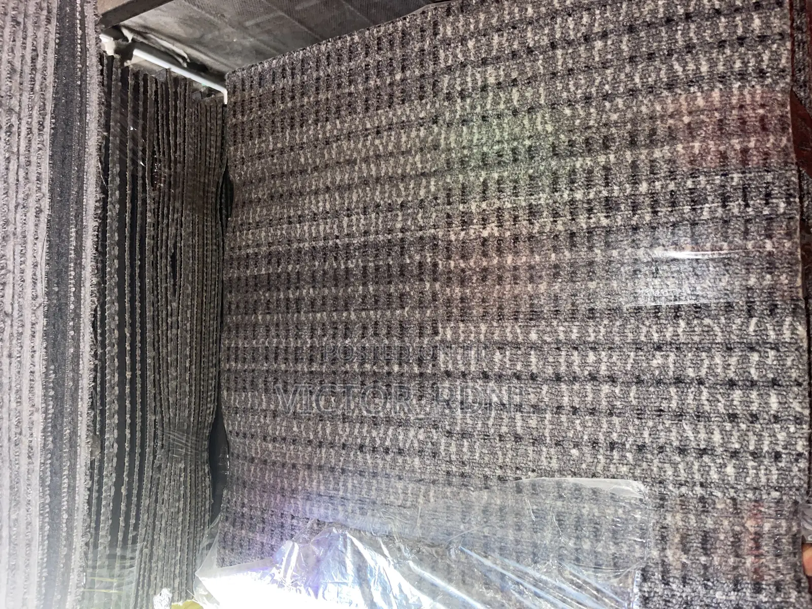 Bulk Size Thick Carpet Tiles