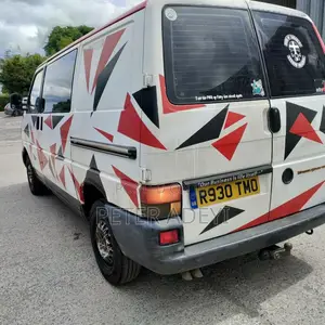 Ford Transit 2005