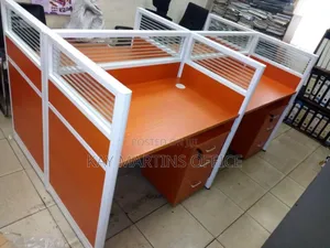 Quality Work Station by Four Person in Your Office