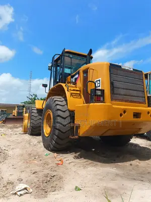 Pay Loader for Sale Cat. Price: 166million Naira