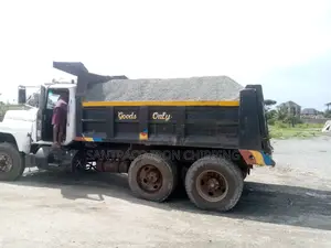 Chippings and Granite From Sentraco Mining