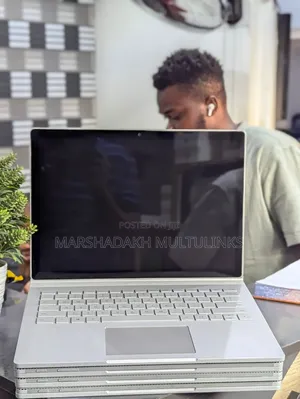Laptop Microsoft Surface Book 8GB Intel Core I5 SSD 256GB