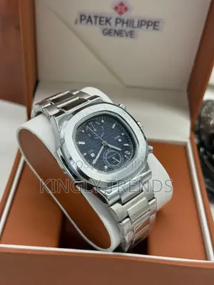 Patek Phillipe Geneve Wristwatch With Box
