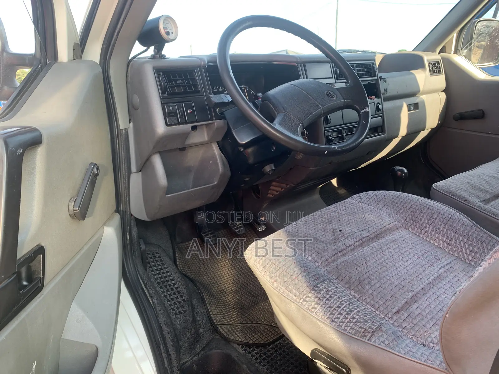 Volkswagen Transporter 2002 White