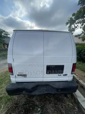Good and Neat Delivery Vans for Hire