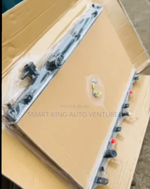 Radiator Es350 2018