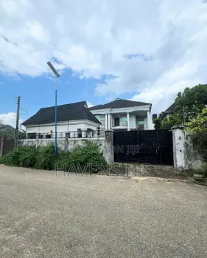 4bdrm Duplex in Rumueme for sale