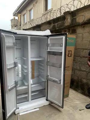 Hisense Side-by-Side 558l Fridge for Large Households