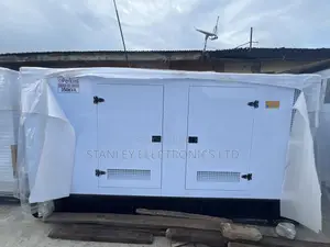 Super Strong 350kva Perkins Soundproof Generator Diesel Engi