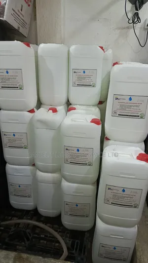 Purified Deionized Water for Laboratory Use