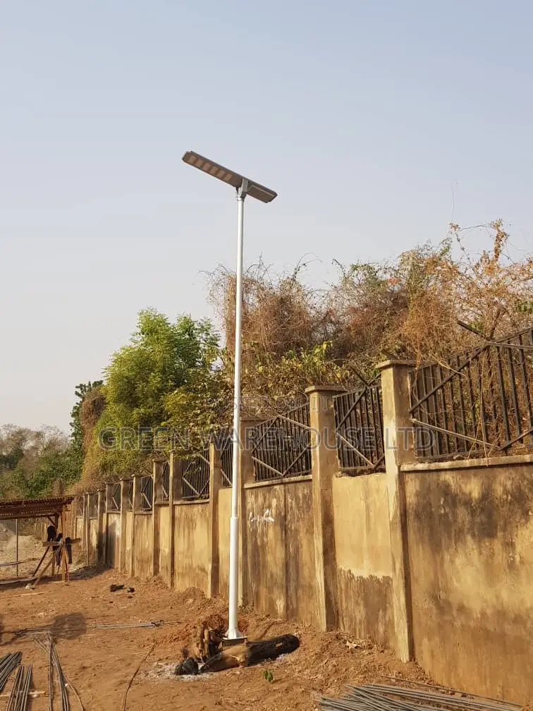 100 Watt Solar Light