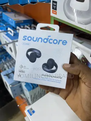 Soundcore Aeroclip by Anker, Open-Ear Earbuds, Clip - Black.