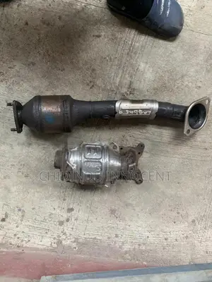 Up and Down Engine Catalyst Honda C.R.V 2008 2010 4plug