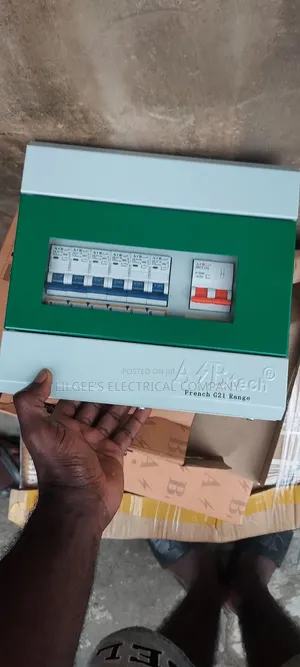 D6 French Range Single Phase Distribution Boards