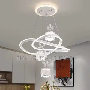 Sandyha Modern Acrylic Chandelier