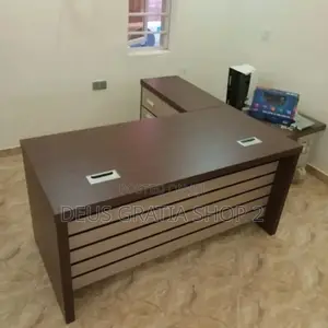 1.6 Meters Office Table With Extension and Mobile Drawer