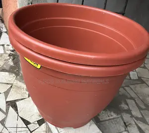 Big Plastic Plant Flower Pots