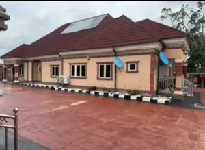 Furnished 8bdrm Block of Flats in Benin City for sale