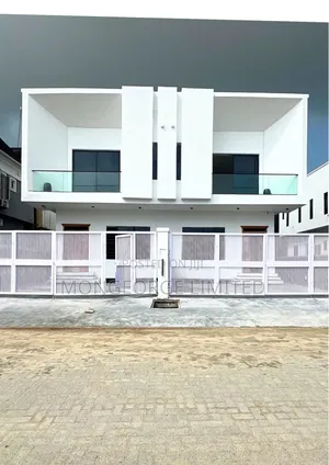 4bdrm Duplex in Chevron for sale