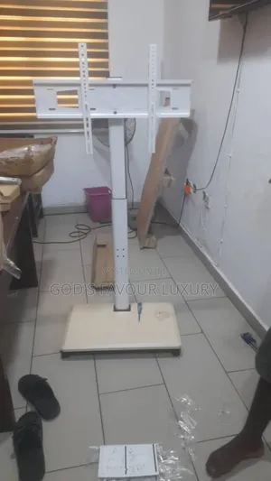 Mobile Tv Stand With Classic Strong Hanger