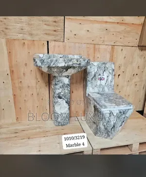 High Quality Executive Water Closets 