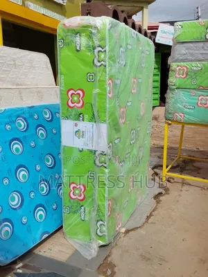 Mouka Flora 75 × 72 × 18