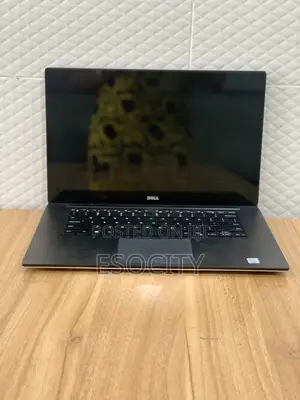 Laptop Dell Precision 15 5520 16GB Intel Core I5 SSD 256GB