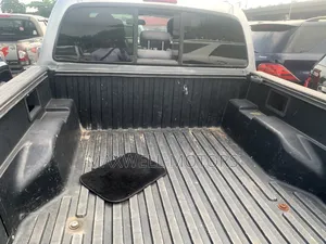 Toyota Tacoma Access Cab 2010 Silver