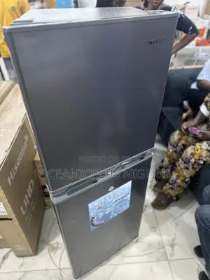 Skyrun Smartchill 195 Liters Refrigerator (Model BCD-195hs).