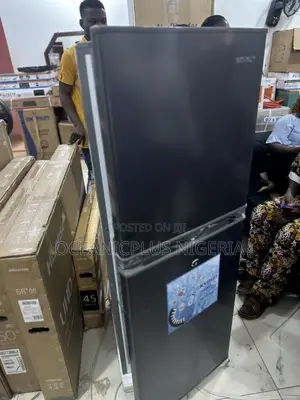 Skyrun Familycool 195 Liters Refrigerator (Model BCD-195hs).