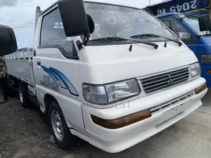 Mitsubishi Delica