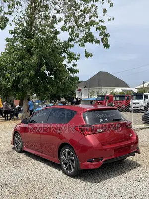 Scion iM Base 2016 Red