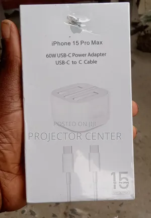 iPhone 15 Pro Max 60w Usb-C to C Cable