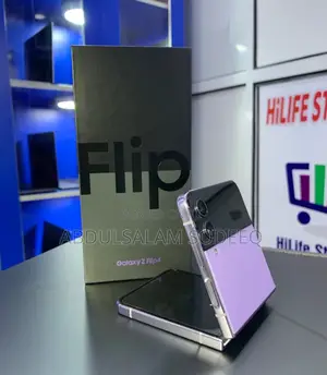 Samsung Galaxy Z Flip4 128 GB Purple