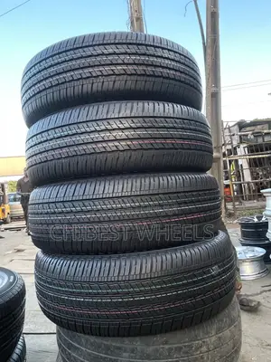 235/65/18 Bridgestone Tire Tokunbor First Grade