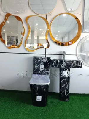 Water Closet (Black Design)