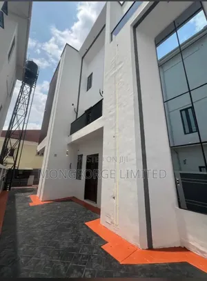 4bdrm Duplex in Magodo for sale