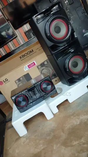 Lg Xboom Cj44 | 480w | 2.1ch | Karaoke Features 2 Usb Ports