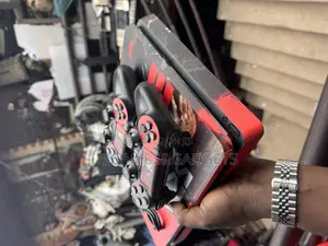 Customize Playstation 4 Slim
