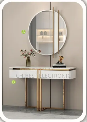 Wall Dressing in White Color