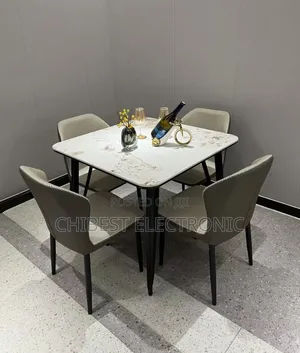 Dining Table for 4 People