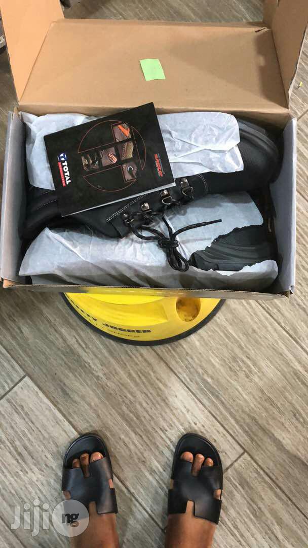 Safety Boot (Total)