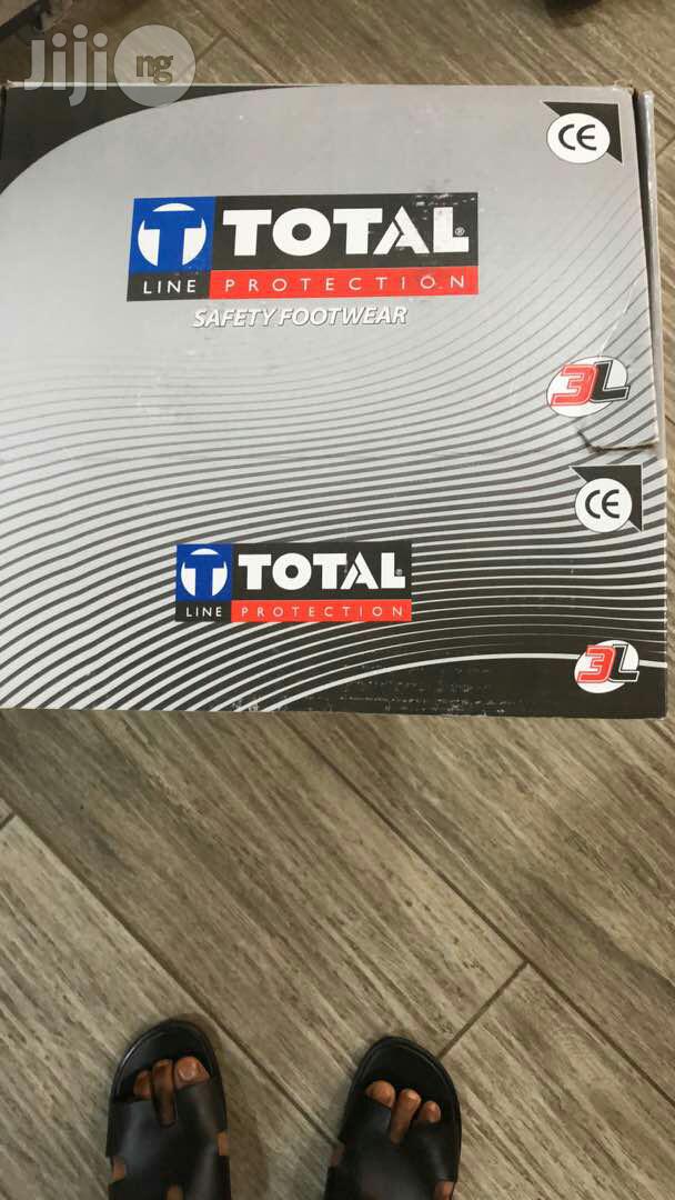 Safety Boot (Total)