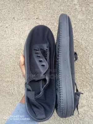 Male Sneakers (Black) Hard Sols
