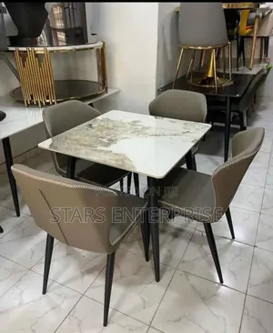 4 Seater Marble Classic Dinning Set