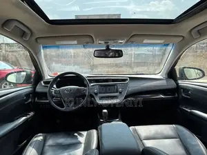 Toyota Avalon Limited 4dr Sedan (3.5L 6cyl 6A) 2014 Black