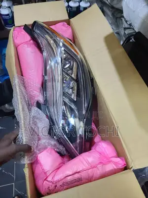 Headlights Toyota Avalon 2016 - 2018 Led