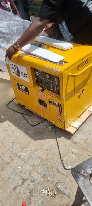 Cat 10kva Diesel Soundproof Diesel Generator