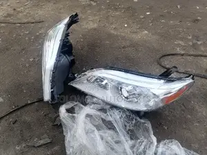 Headlamp or Headlight Toyota Sienna 2011 2012 2013 Depo